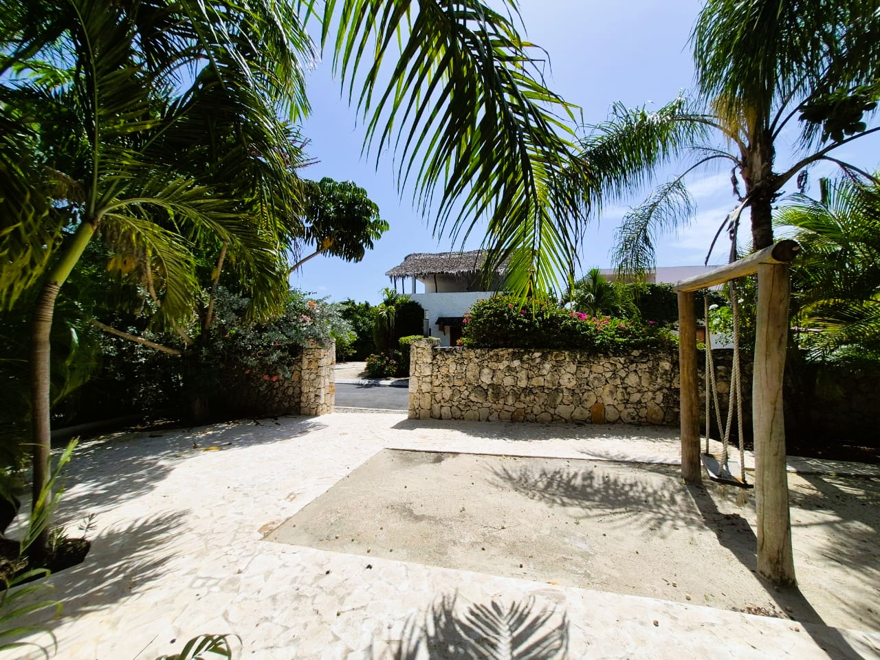Property photo 35