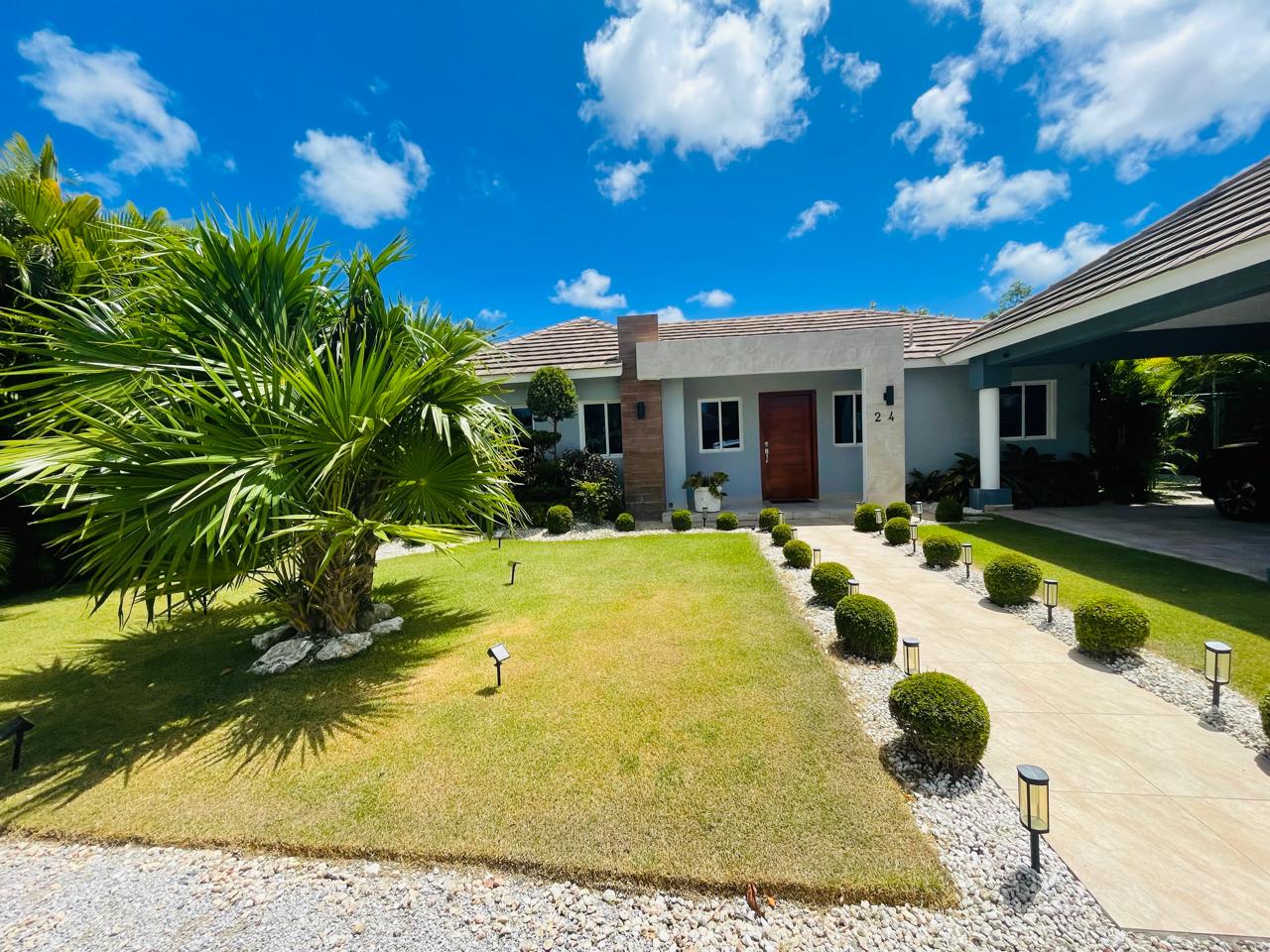 Immaculate 3-Bedroom Villa with Private Pool